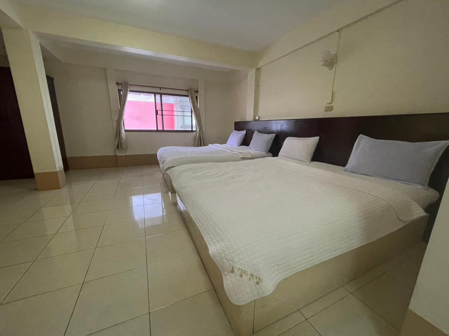 Oyo 75494 President Apartment Pattaya Exterior foto